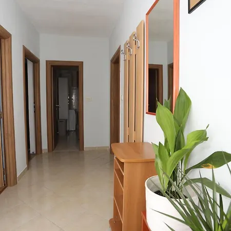 Apartment Intermezzo Trogir